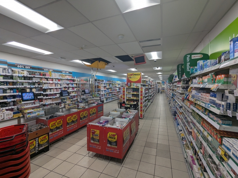 98, Station Road, Addlestone, KT15 2AD