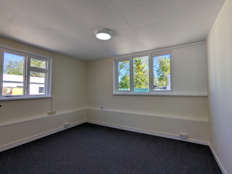 Unit 3 Loseley Park, Guildford Surrey, GU3 1HS