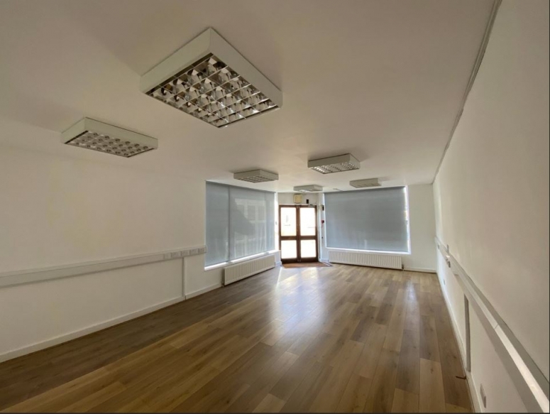 94 Stoke Road, Guildford, GU1 4JN