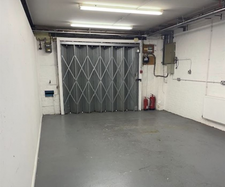 The Workshop, Weston Road, Guildford, GU2 8AU