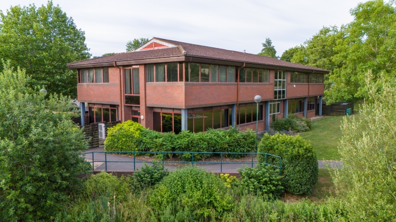 40 Alan Turing Road, Surrey Research Park, Guildford, GU2 7YF