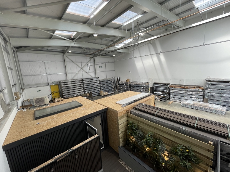 11 Midleton Industrial Estate, Guildford, GU2 8XW