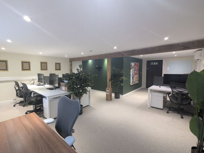 Lydling Barns 1, Puttenham Lane, Shackleford, GU8 6AP