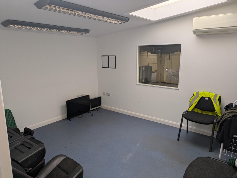 16 Westfield Road, Slyfield Industrial Estate, Guildford, GU1 1RR
