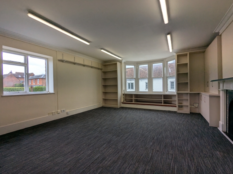 14 High Street, Bramley, GU5 0HF