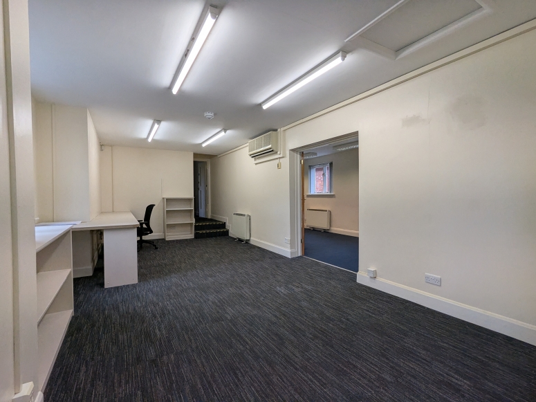14 High Street, Bramley, GU5 0HF