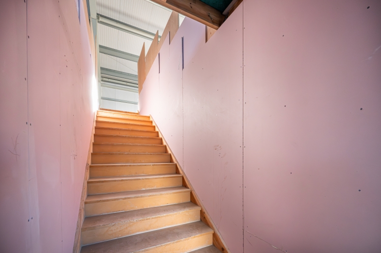 Unit 7, Heyworth Business Park, Guildford, GU3 1AF